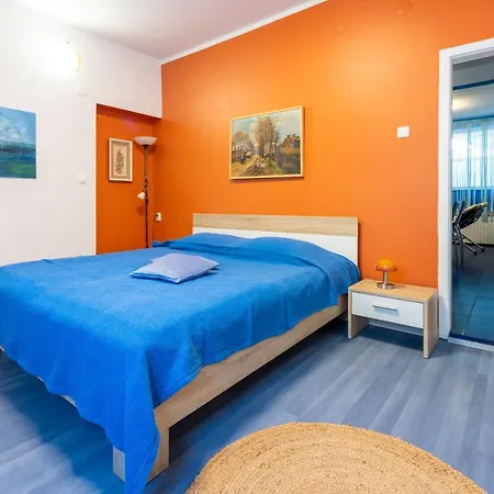 Apartment With A Parking Space Banjole, - 14391 Pula
