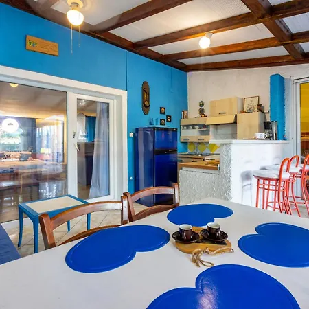 Apartamento With Parking Space Banjole, - 14391 Pula